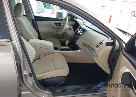 2015 Nissan Altima 2.5 S из США, поврежденный, VIN 1N4AL3AP7FC222881